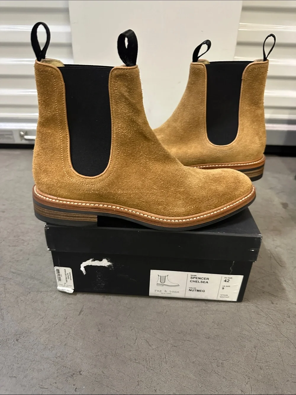 rag & bone Spencer Chukka Chelsea Boots in Nutmeg Suede